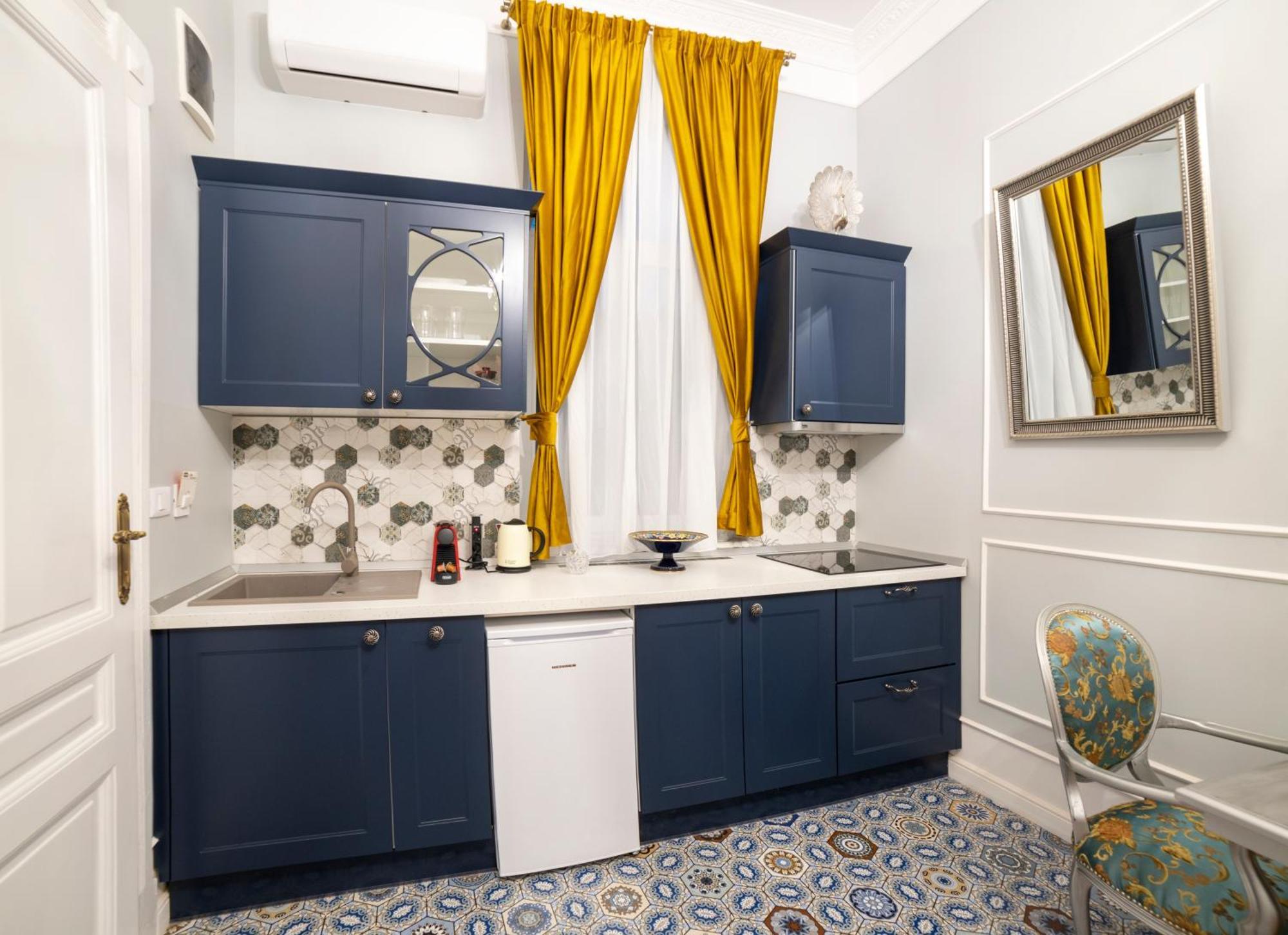 Aesthetic Pleasure - Central Downtown Apartments ออราแด ภายนอก รูปภาพ